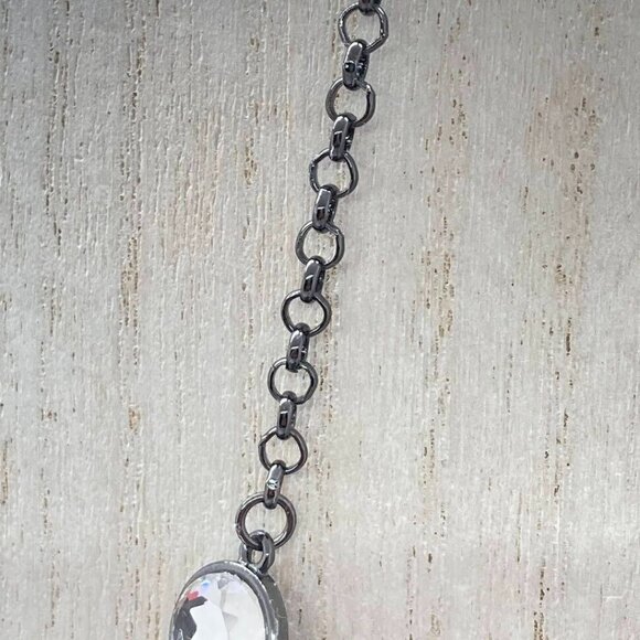 Vintage Charming Charlie Set Bib Necklace Black Clear Gun Metal Pierced Earrings - Picture 7 of 12